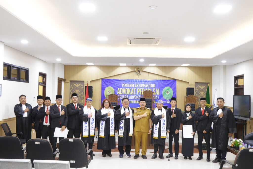 Pengangkatan Advokat Peradi SAI, Wagub Ingatkan Pentingnya Menjaga Integritas